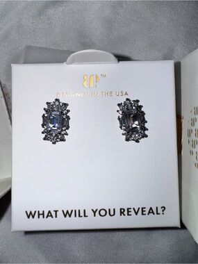 bp Lumina Stud Earrings